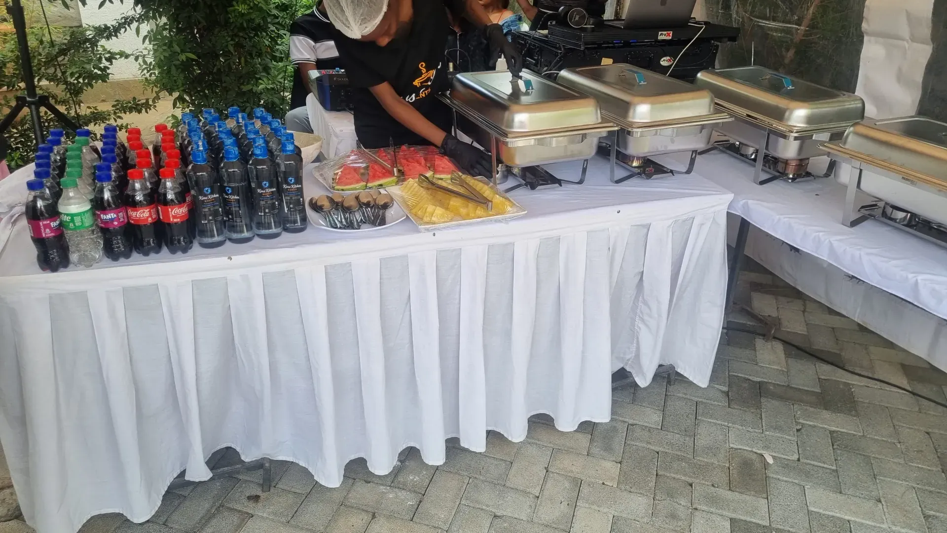 Private Lawn & Garden Milestone Buffet
